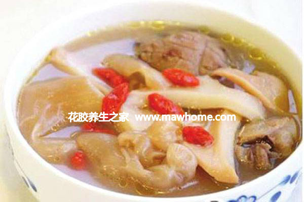 響螺花膠烏雞湯