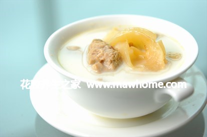 杏汁燉花膠白肺 - 健肺化痰,止咳養顏