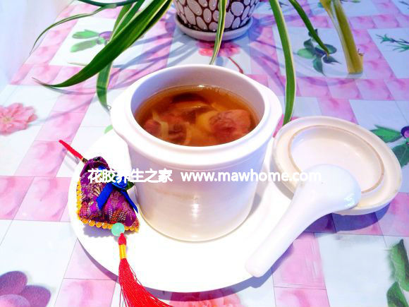 春筍香菇魚膠排骨湯
