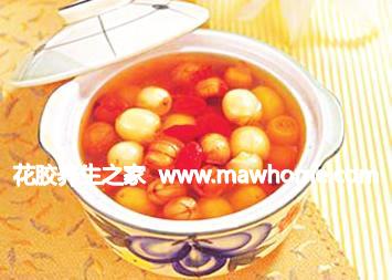 花膠蓮子枸杞湯