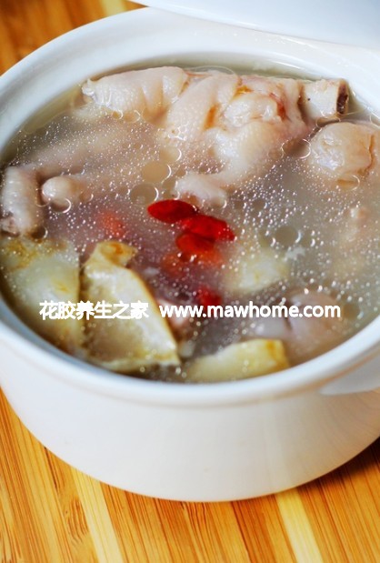 花膠排骨湯