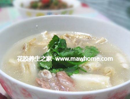 花膠排骨湯