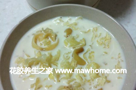 牛奶雪耳燉花膠的食用方法