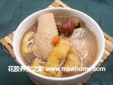 美容湯花膠燉雞的食用方法