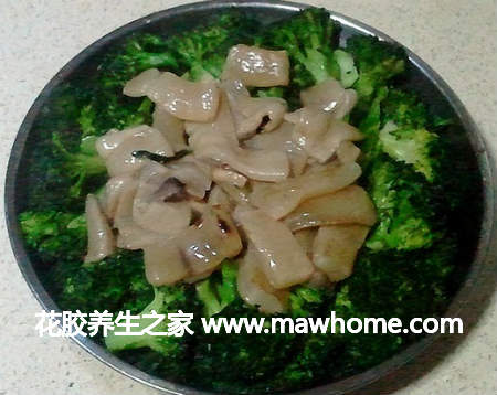 西蘭花燴花膠的食用方法