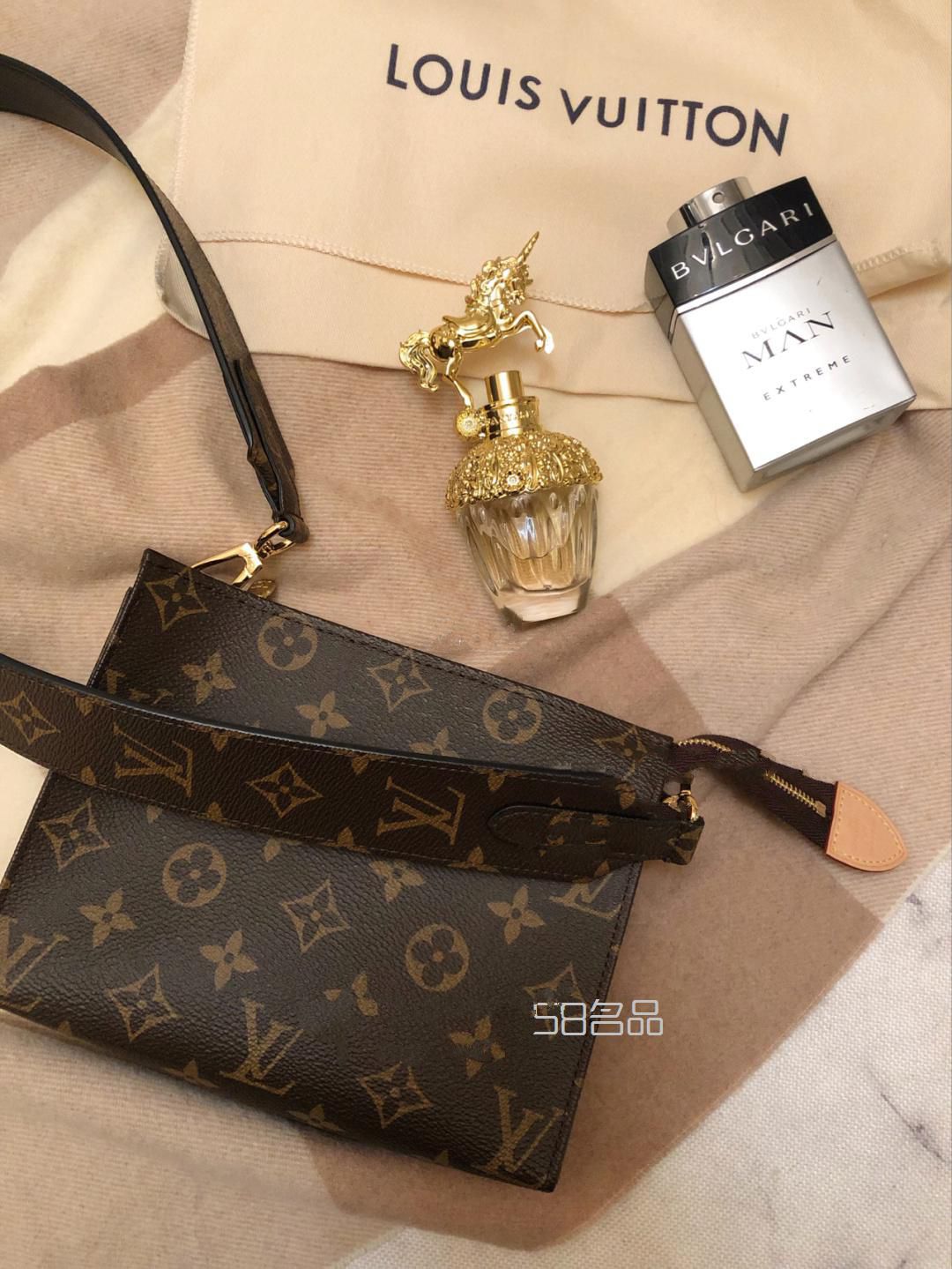 包包分享～lv郵差包～,lv黑色斑馬錢包