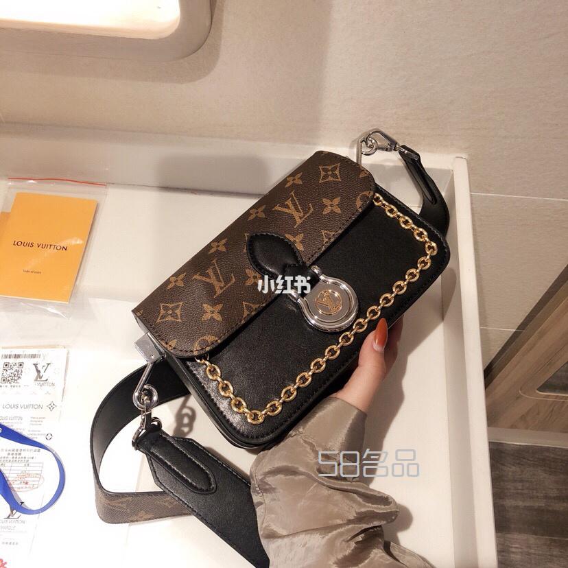 lv 郵差包,lv2015有一款扣能旋轉的錢包