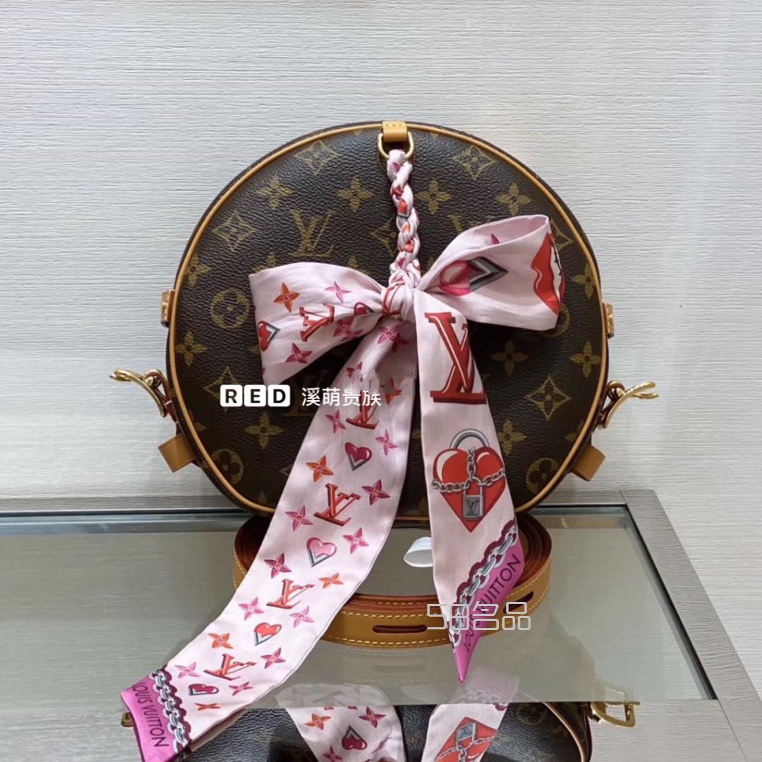 LV 老花水桶包和twilly絲巾這樣系吧~,lv雙拉鏈口袋