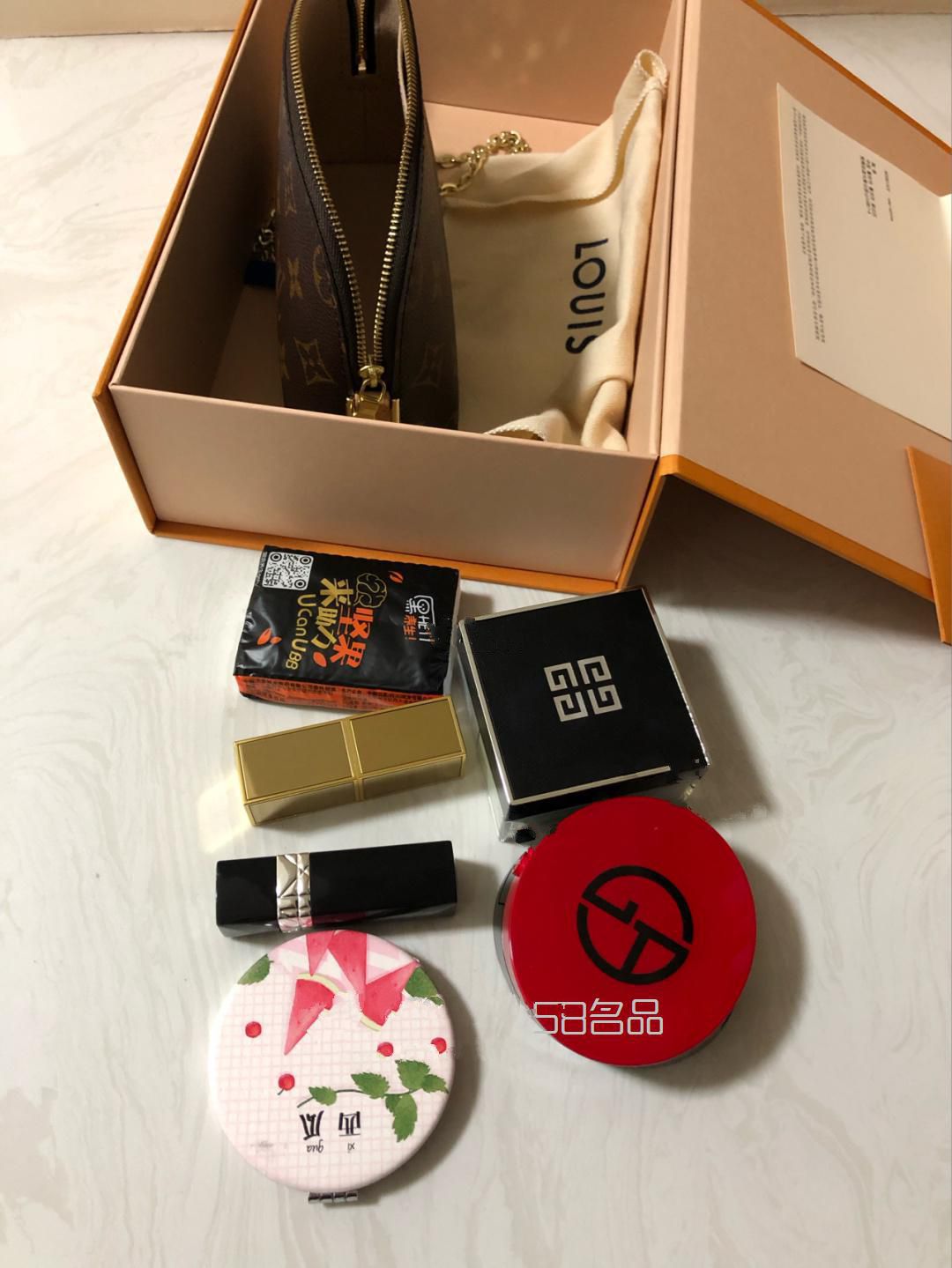 Lv 化妝包小號,lv錢包大全