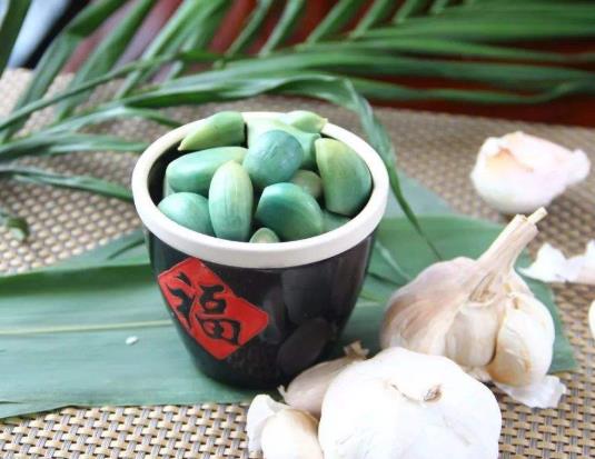 臘八蒜不變色怎么辦？臘八蒜為什么不變色