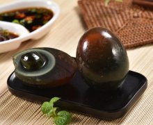 皮蛋凝固不好怎么辦(為什么我做的皮蛋不