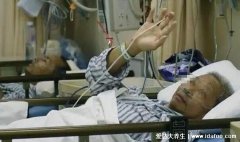 癌癥晚期死亡八個過程，從嗜睡呼吸苦難