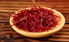 為什么嘴唇是紅色的(為什么本命年要穿紅