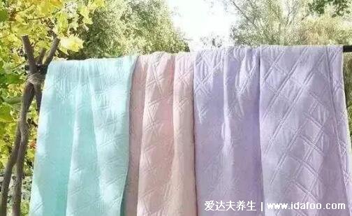 螨蟲過敏癥狀圖片，可打噴嚏等似感冒/被咬身上瘙癢(叮咬圖)