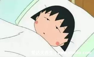 睡覺時眼睛總是半睜著閉不上，是咋回事？