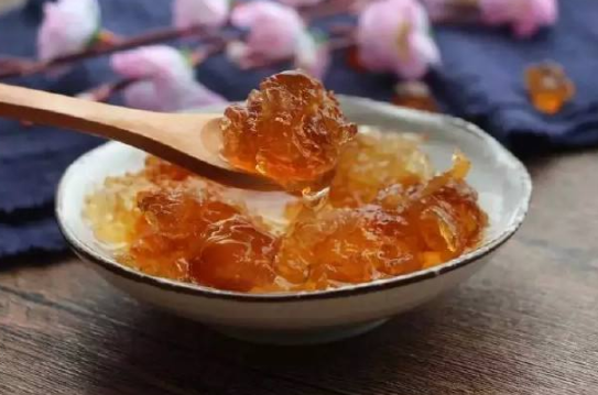 桃膠配什么可以抗衰老，桃膠治病偏方