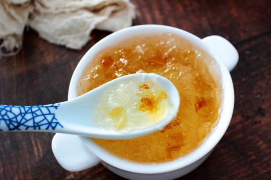 桃膠配什么可以抗衰老，桃膠治病偏方