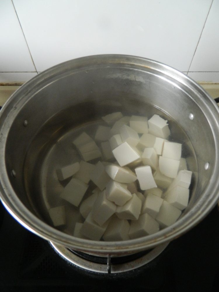 咸蛋燒豆腐的做法步驟5