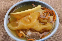 黃芪能和魚膠一起煮嗎，黃芪花膠和雞煲湯的功效