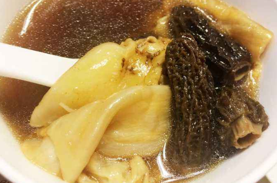 鮰魚肚是魚哪個部位,鮰魚肚有什么營養和功效