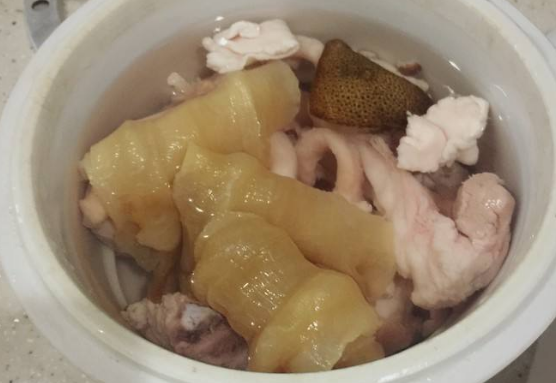 香菇芹菜炒花膠的做法竅門以及家常做法大全
