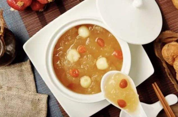 蘋果花膠湯做法大全,有什么好處