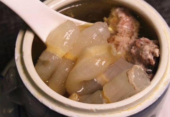 魚肚鮮蝦苦瓜湯做法竅門以及作用功效是什么