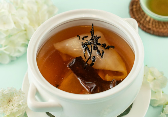 小孩子吃魚膠會早熟嗎
