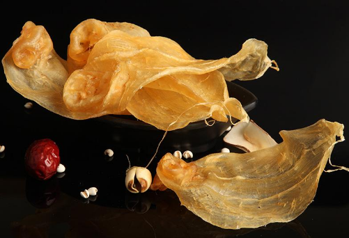 魚膠煮后變乳白色