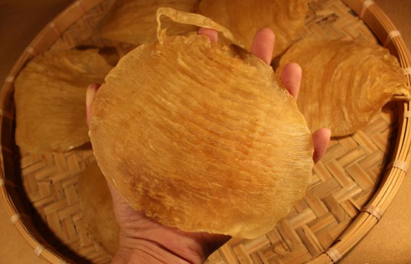 孕早期喝花膠湯后流血