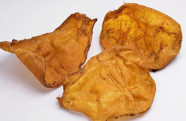 收藏的魚膠要經常曬嗎