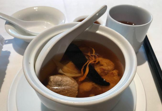 花膠和靈芝一起燉什么功效