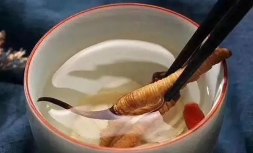 蟲草石斛燉瘦肉的功效