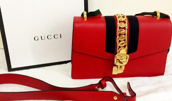gucci五金劃痕