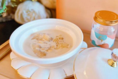 花膠燉鮮奶該怎么制作啊